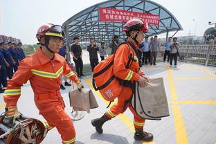 回来了？克莱伯二月至今场均11分 投篮/三分命中率为64.3%和41.2%