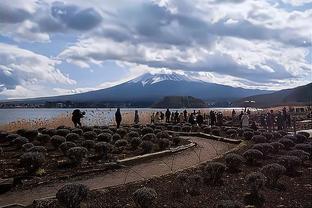 迪尼：希望热刺能够战胜曼城，人们想要看到不同的球队夺冠